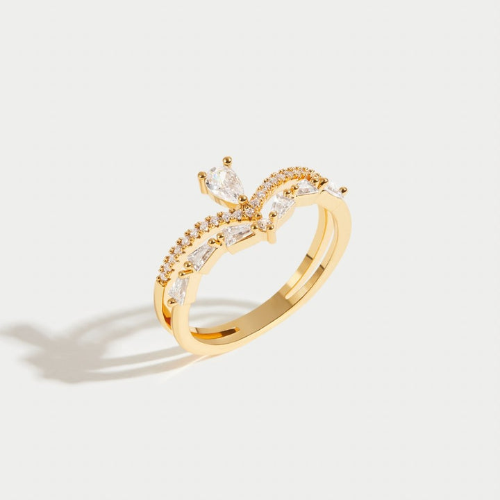 Gold Crystal Ring - Elegant Design for Women, Minimalist Style, Perfect Gift for Her 3