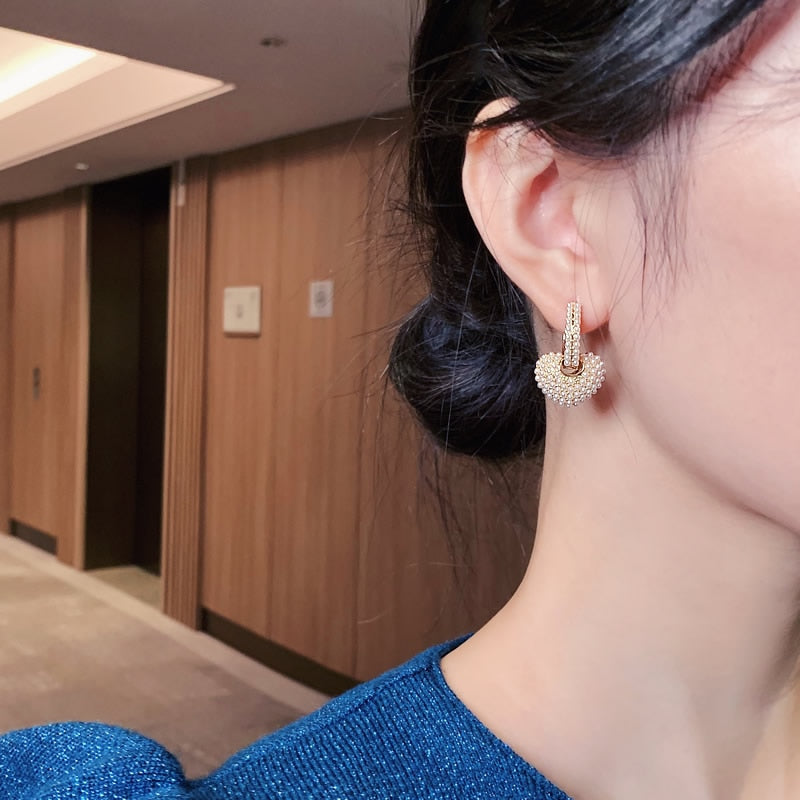 Gold Heart Pearl Earrings for Women 4