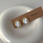 Gold Pearl Earrings for Women - Elegant Design 0