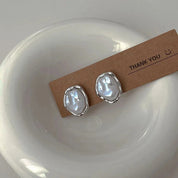 Gold Pearl Earrings for Women - Elegant Design 1