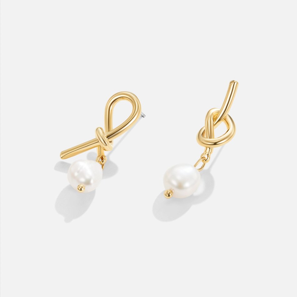 Gold Pearl Earrings with Knotted Design - Elegant Jewelry for Women 2