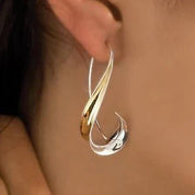 Gold Vintage Dangle Earrings for Women, Elegant Design, Timeless Charm, Perfect Gift 0