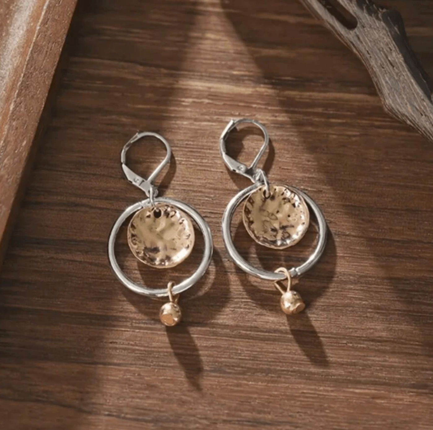 Gold Vintage Hollow Round Pendant Earrings for Women 2
