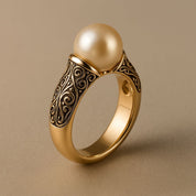Gold Vintage Pearl Ring - Elegant Statement Jewelry for Women 1