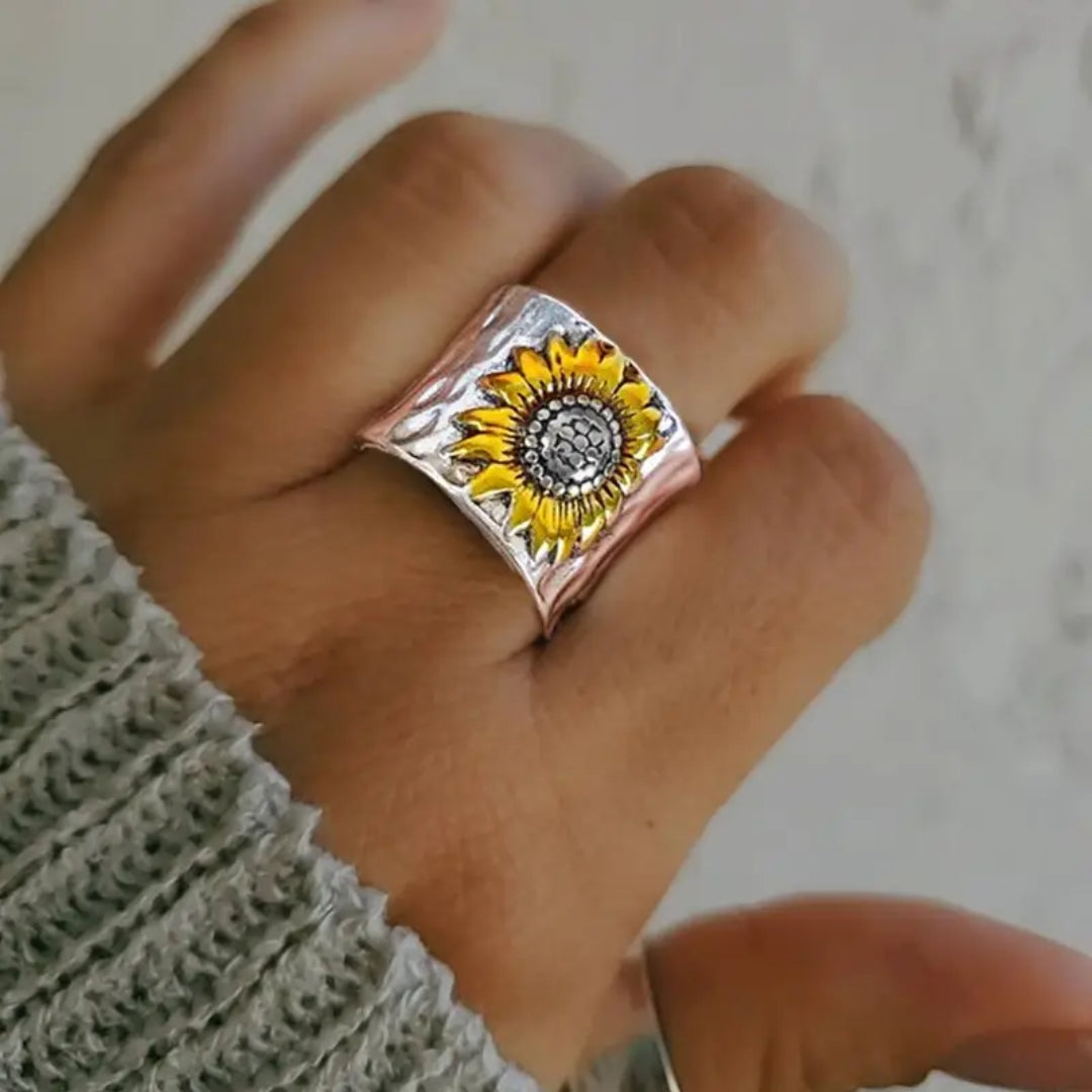 Silver Sunflower Ring for Women - Dainty Floral Design 0