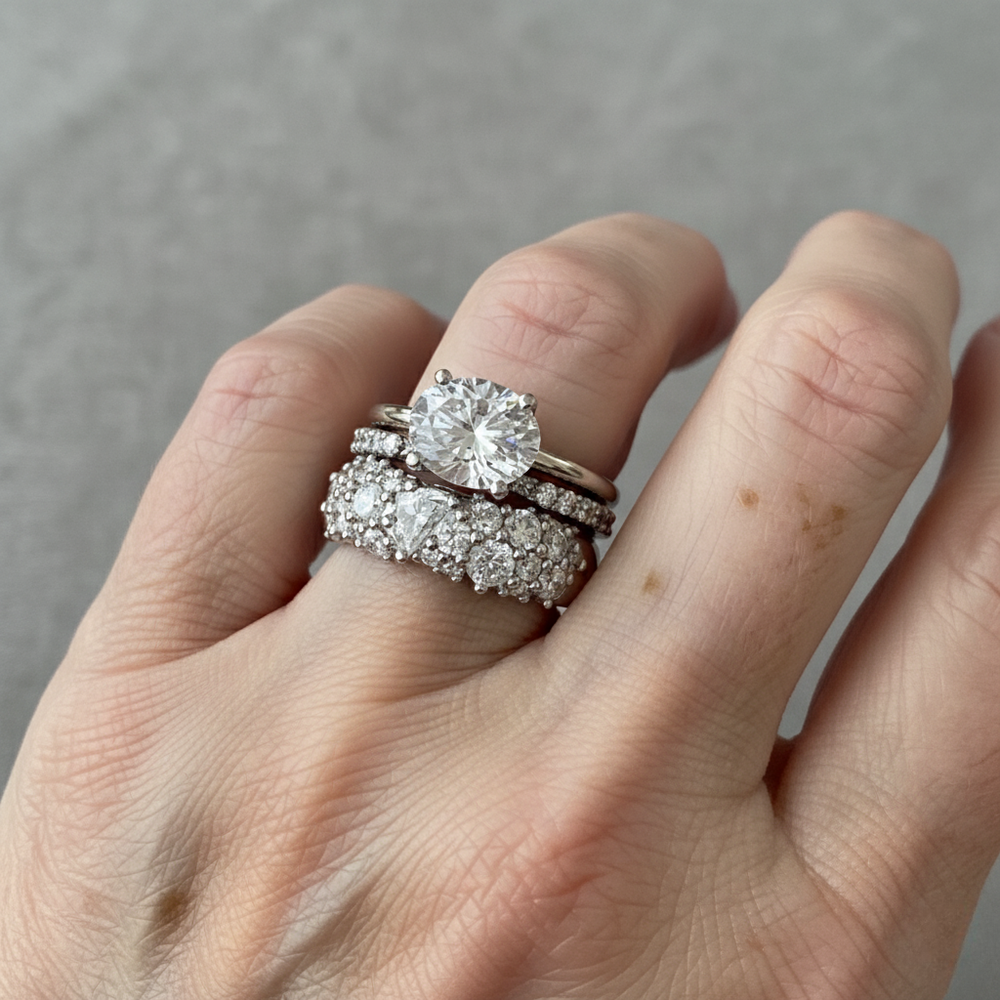 Vintage Gold Ring Set with Intricate Detailing for Women - Elegant Everyday Jewelry  
Gold Vintage Ring Set for Women - Timeless Design for Special Occasions  
Elegant Gold Ring Set for Her - Vintage Style with Delicate Detailing 1