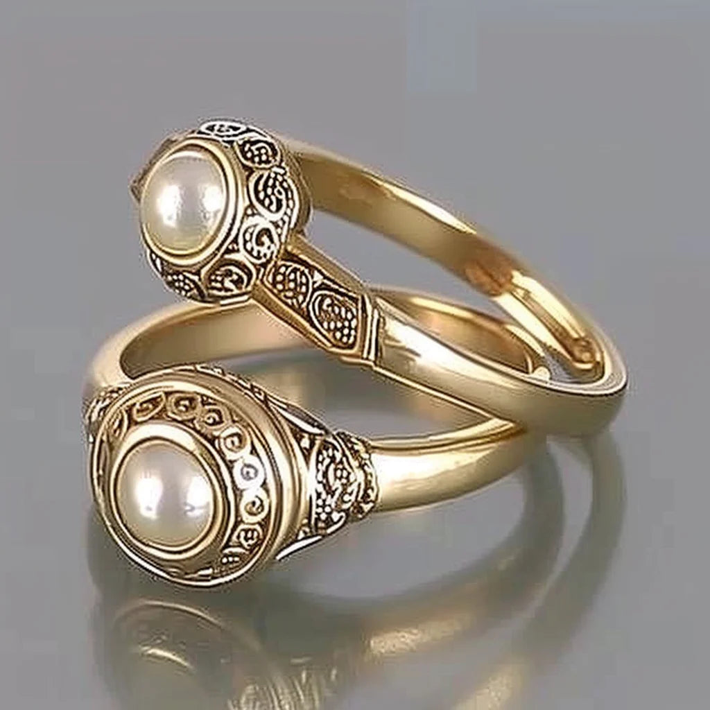 Vintage Inlaid Pearl Gold Ring Set 0