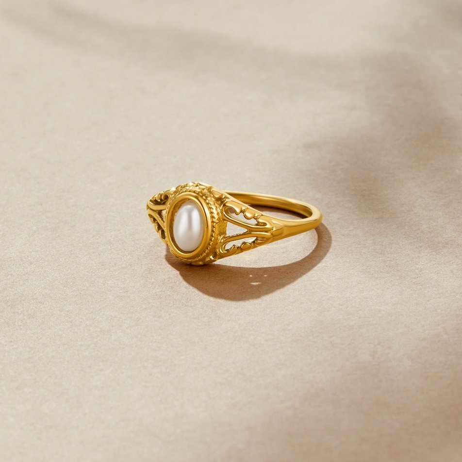 Vintage Pearl Ring for Women - Elegant Gold Design 0
