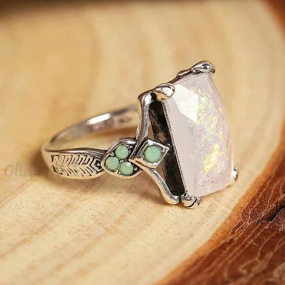 Vintage White Opal Silver Ring 0
